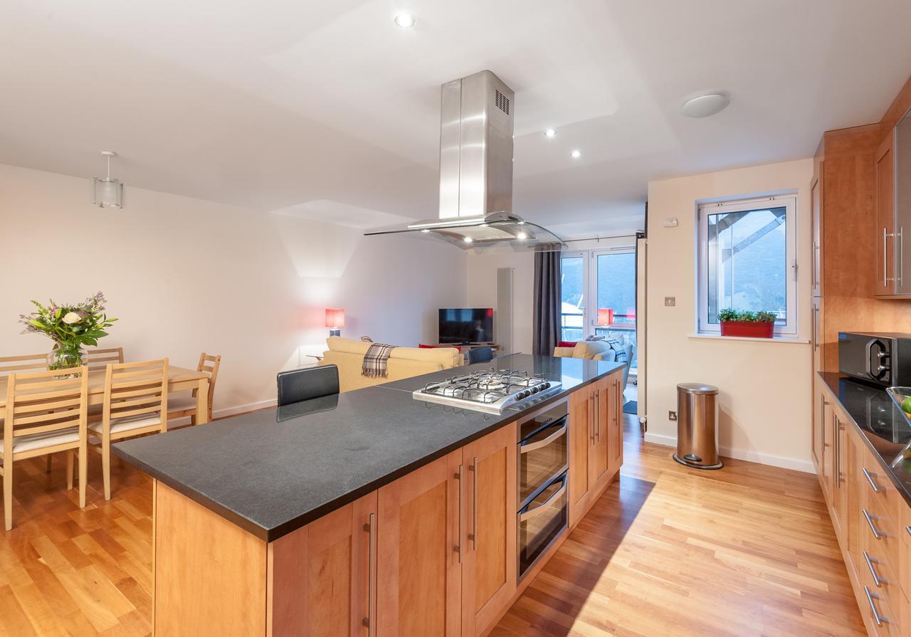 The Holyrood Park Residence Edimburgo Exterior foto